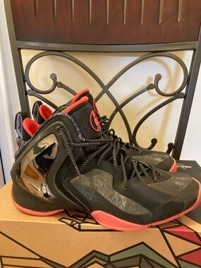 Nike lil Penny Posite PRM QS Gumbo sz 9 (runs small)